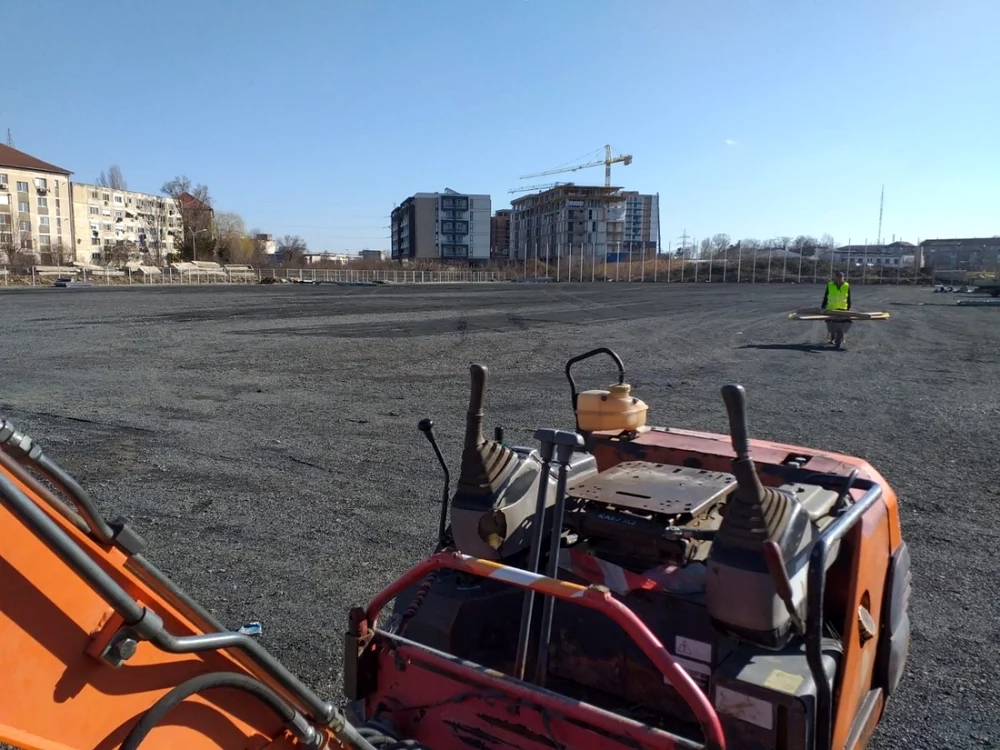 CNI construieşte un teren de sport la Timişoara