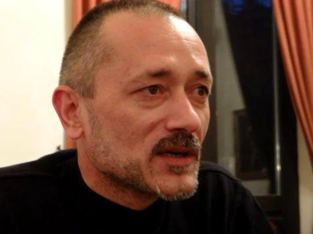 „Mă întreb în fiecare zi de ce mi s a întîmplat mie asta“ – interviu cu Mihai MOLDOVEANU jpeg
