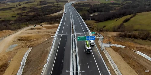 Cele mai recente imagini cu lotul I al Autostrăzii Sibiu Pitești înainte de deschidere Sursă YouTube Radu Ignat jpg