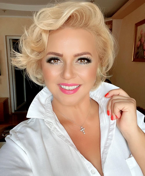cornelia8 jpg
