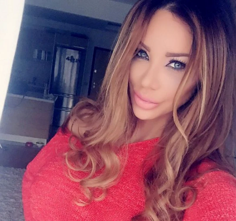 
    Bianca Drăgușanu nu mai suportă să fie criticată pentru oriceFoto: arhivă personală  