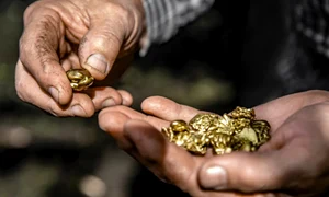 aur china shutterstock jpg