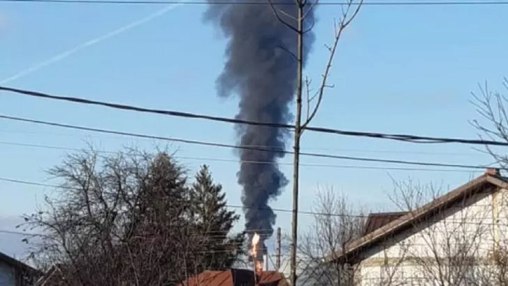 Incident la Rafinăria Petrobrazi: mai multe persoane au nevoie de îngrijiri medicale
