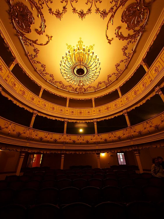 Teatrul din Oravița. Sursa: Wikipedia