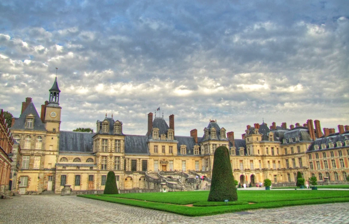 Castelul Fontainebleau,  Île-de-France (sec. XVI)