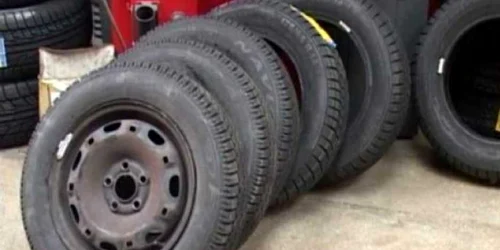 Consumatorii sunt sfătuiţi să verifice cu atenţie anvelopele pe care le achiziţionează