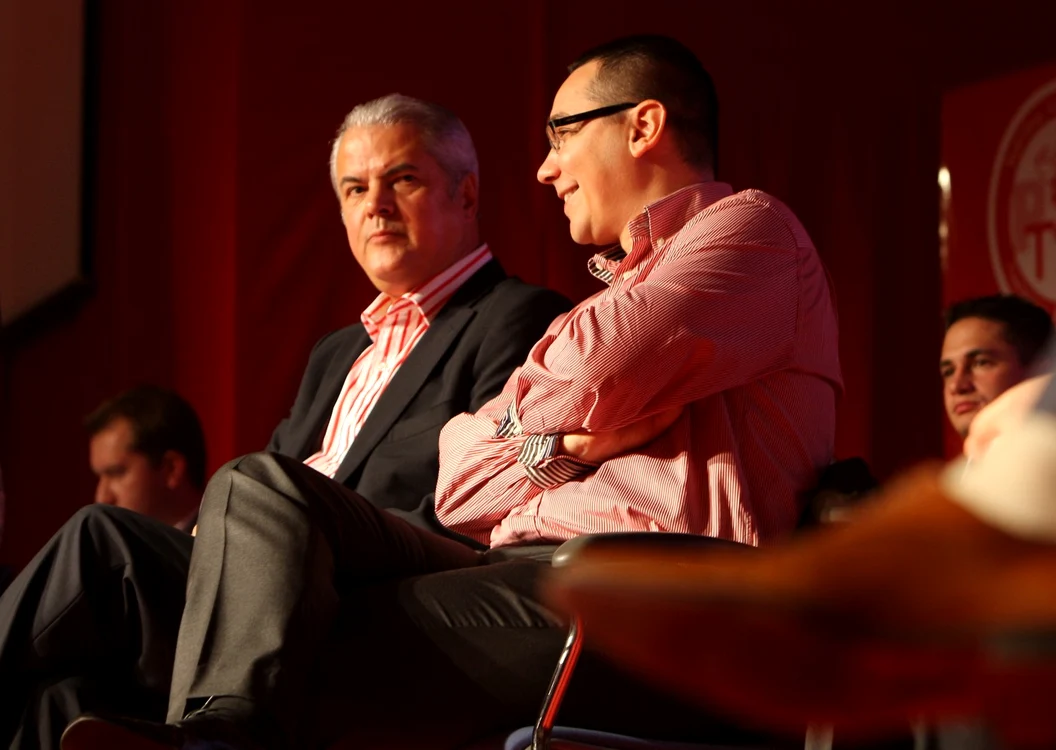 Adrian Năstase este cel care l-a lansat în politică pe Victor Ponta Foto: Adevărul