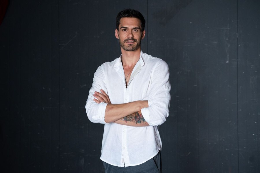 Fostul soț al Andreei Bălan, actorul George Burcea, candidatul POT pentru Primăria Capitalei. În 2022 era condamnat pentru conducere sub influența drogurilor