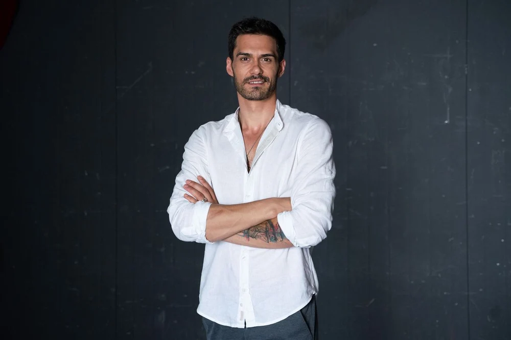 Fostul soț al Andreei Bălan, actorul George Burcea, candidatul POT pentru Primăria Capitalei. În 2022 era condamnat pentru conducere sub influența drogurilor