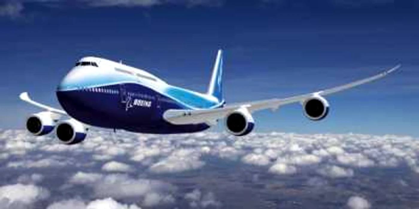 Avionul a aterizat în condiţii meteo nefavorabile