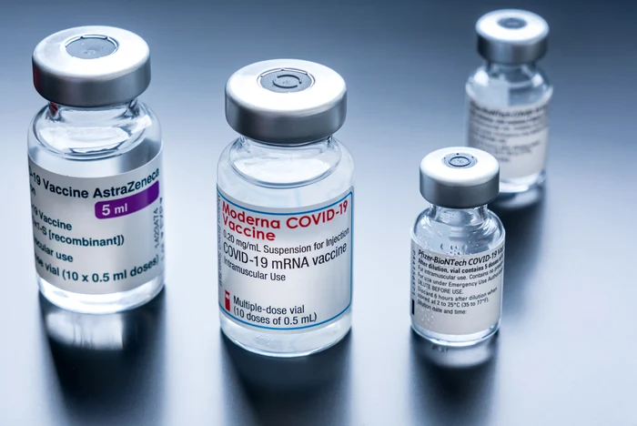 
    Cercetătorii sunt sceptici în privința eficacității vaccinurilor anti Covid-19 împotriva tulpinii Omicronfoto: Shutterstock  