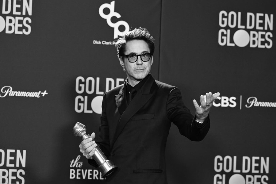 Robert Downey Jr. va debuta pe Broadway în rolul unui scriitor cu „o fascinaţie nesănătoasă pentru AI”