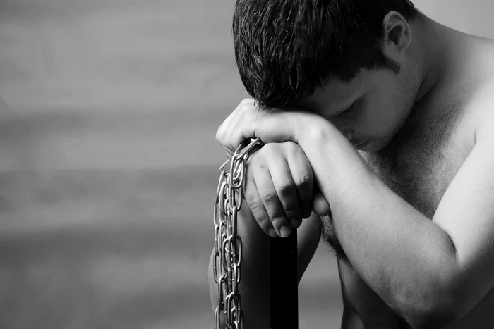 El e bărbatul care a învins moartea, după 90 de minute de tortură