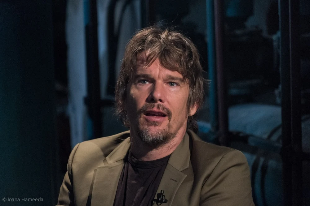 O zi banală, salvată de Ethan Hawke