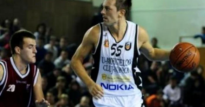 BASCHET: Meci amical: 'U' Mobitelco Cluj - CSM Oradea 78-60