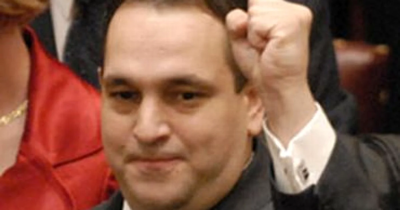 VIDEO Un senator american riscă 7 ani de închisoare, după ce şi-a agresat prietena