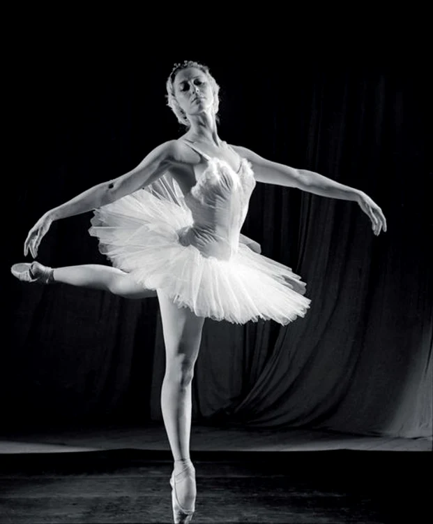 
    Prim-balerina a avut o carieră de peste 70 de aniclickpentrufemei.ro  