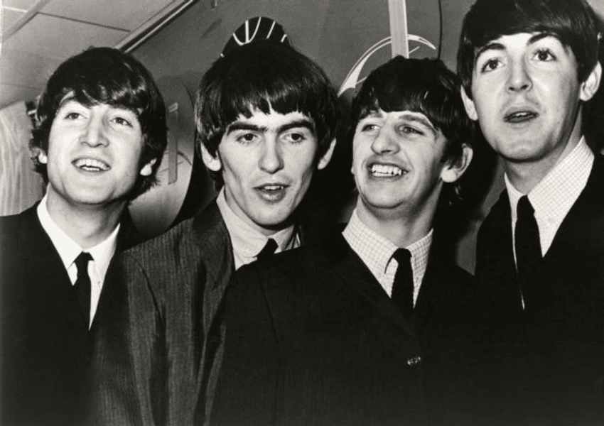 Paul McCartney va publica o carte cu fotografii inedite de la începuturile „Beatlemania“