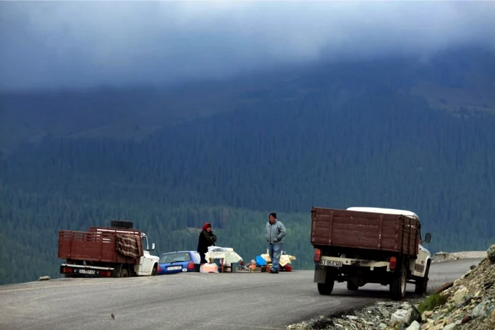 Maşinile cu un tonaj mai mare de 3,5 tone ar putea să nu mai circule pe Transalpina