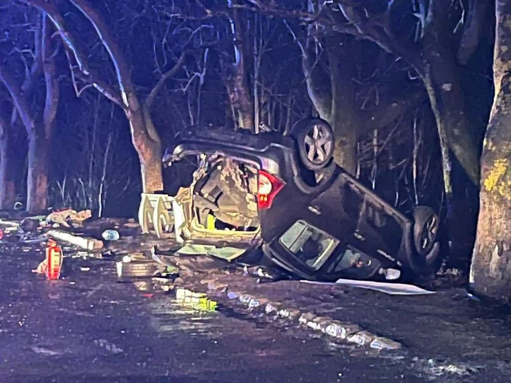 Accident teribil în zona Azuga: opt persoane implicate, un tânăr se află în stare gravă