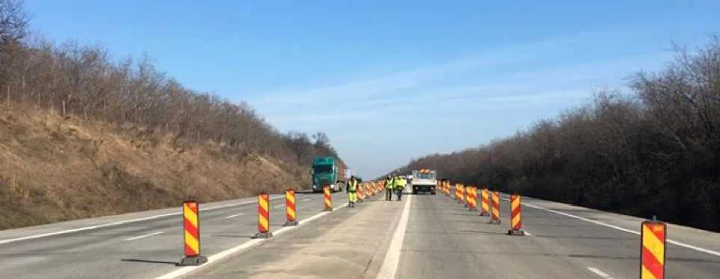 Reparaţii pe Autostrada Soarelui FOTO Facebook/CNAIR