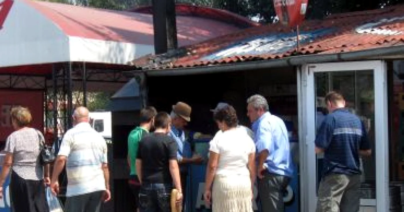 Slatina: Postul Sfintei Marii ţinut cu mici şi hamburgeri