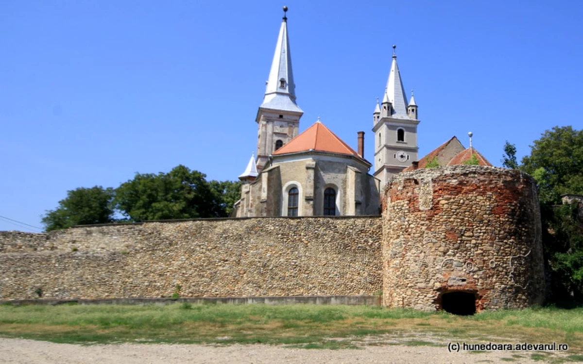 Cetatea medievală Orăştie. FOTO: Daniel Guţă. ADEVĂRUL
