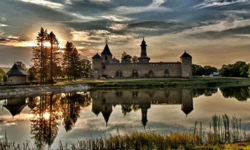 Mănăstirea Dragomirna jpeg