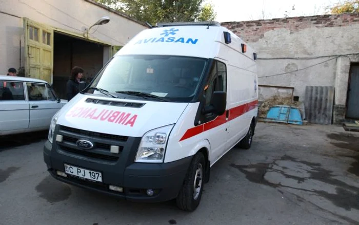 O ambulanță de acest fel costă aproximativ 50.000 de euro