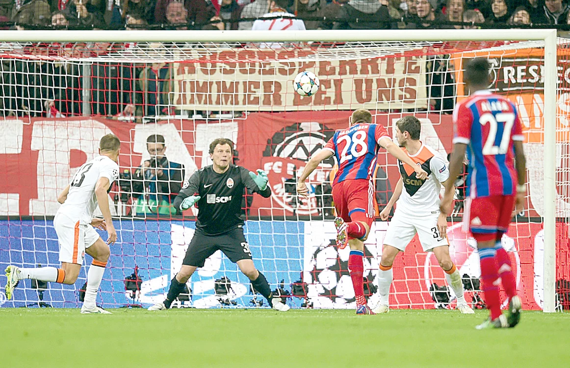 5-0, min. 63. Badstuber a majorat  scorul printr-o  lovitură de cap 