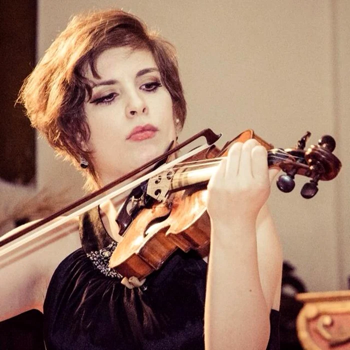 Violonista Ioana Cristina Golcea