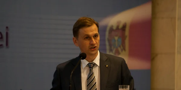 Dorin Dragutanu guvernator BNM FOTO Alexandru Tarlev