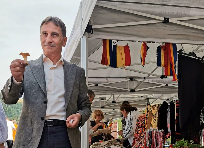 Ion Dumitrel are șase posturi de consilieri, dintre care trei sunt ocupate FOTO Facebook