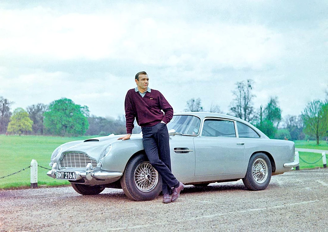 Aston Marin condus de 007 Sean Connery/FOTO:Arhiva