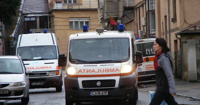 Ambulanţele au fost solicitate pe toată durata zilei de 1 ianuarie