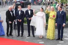 Marius Borg cu Printul Sverre Magnus, Printesa Ingrid Alexandra, Printul Haakon si Printesa Mette Marit   GettyImages 1403308131 jpg