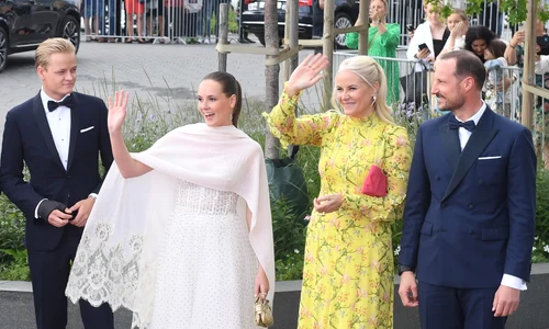 Marius Borg cu Printul Sverre Magnus, Printesa Ingrid Alexandra, Printul Haakon si Printesa Mette Marit GettyImages 1403308131 jpg