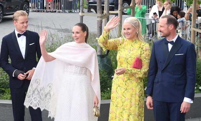 Marius Borg cu Printul Sverre Magnus, Printesa Ingrid Alexandra, Printul Haakon si Printesa Mette Marit   GettyImages 1403308131 jpg