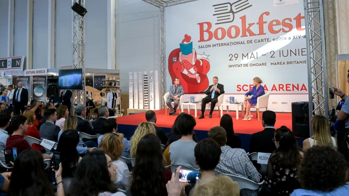 Preşedintele Iohannis, la dezbaterea din prima zi de Bookfest