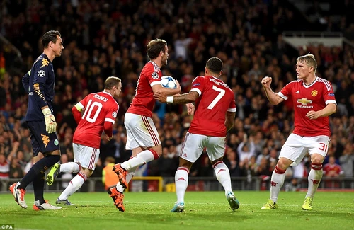 Liga Campionilor rezultate: Manchester United a avut un meci de foc cu Wolfsburg