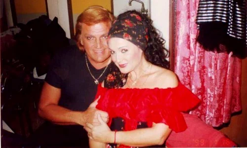 Gabriela Vlad era o tânără actriţă de la  Teatrul din Bârlad când marele Piersic  s a îndrăgostit de ea în anul 1974 jpeg