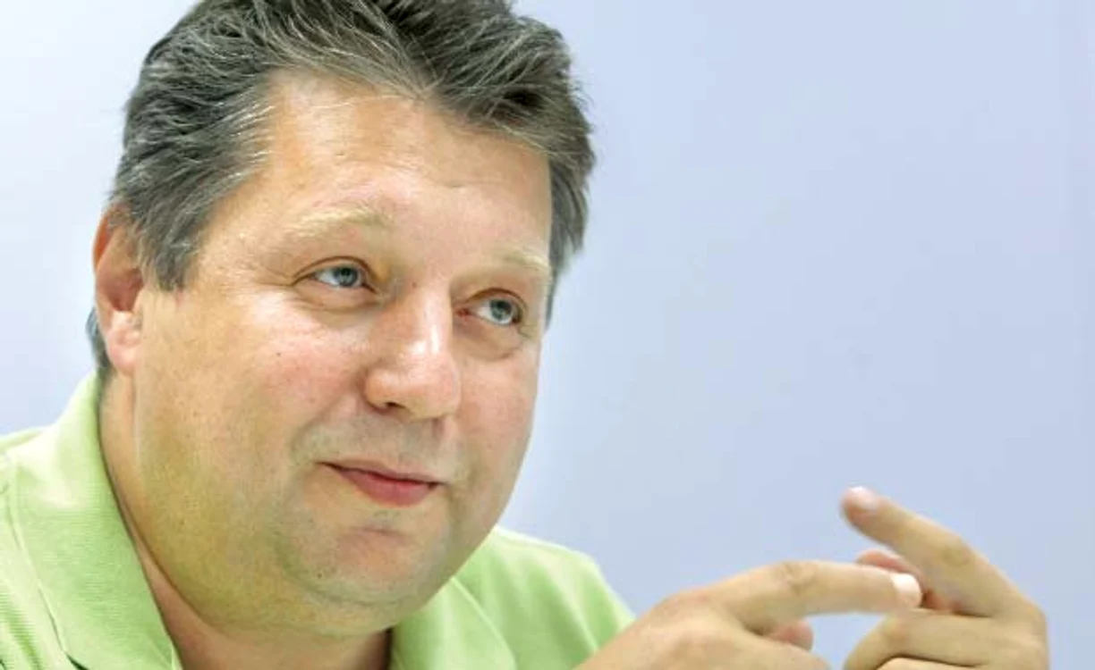 
    Cristian Burci  
