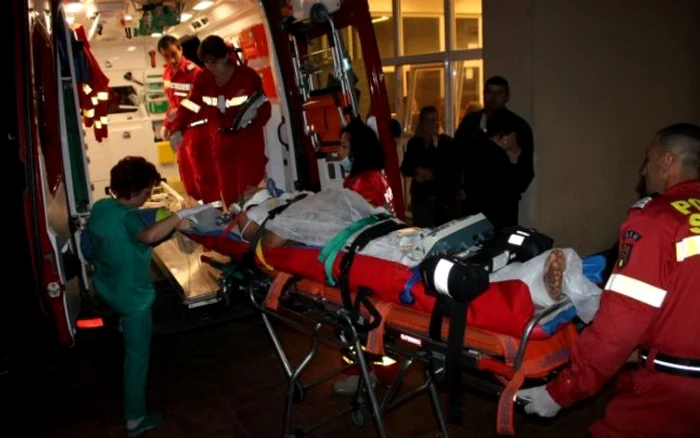 
    Băiatul a fost găsit în stop cardio-respirator şi transportat de urgenţă la spitalfoto: Bistriteanu.ro  