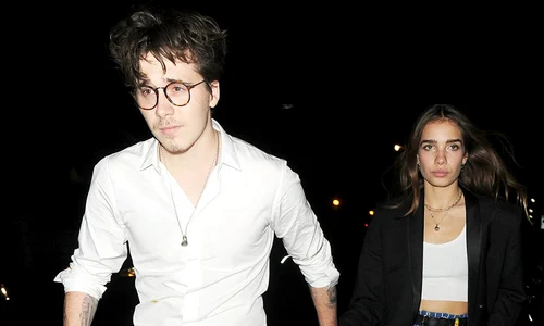 Brooklyn Beckham și Hana Cross au părăsit petrecerea ținându se de mână  jpeg