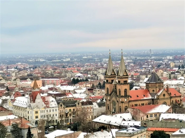 Panorama Timişoarei din locuinţa aflată la etajul 20  FOTO Ş.Both