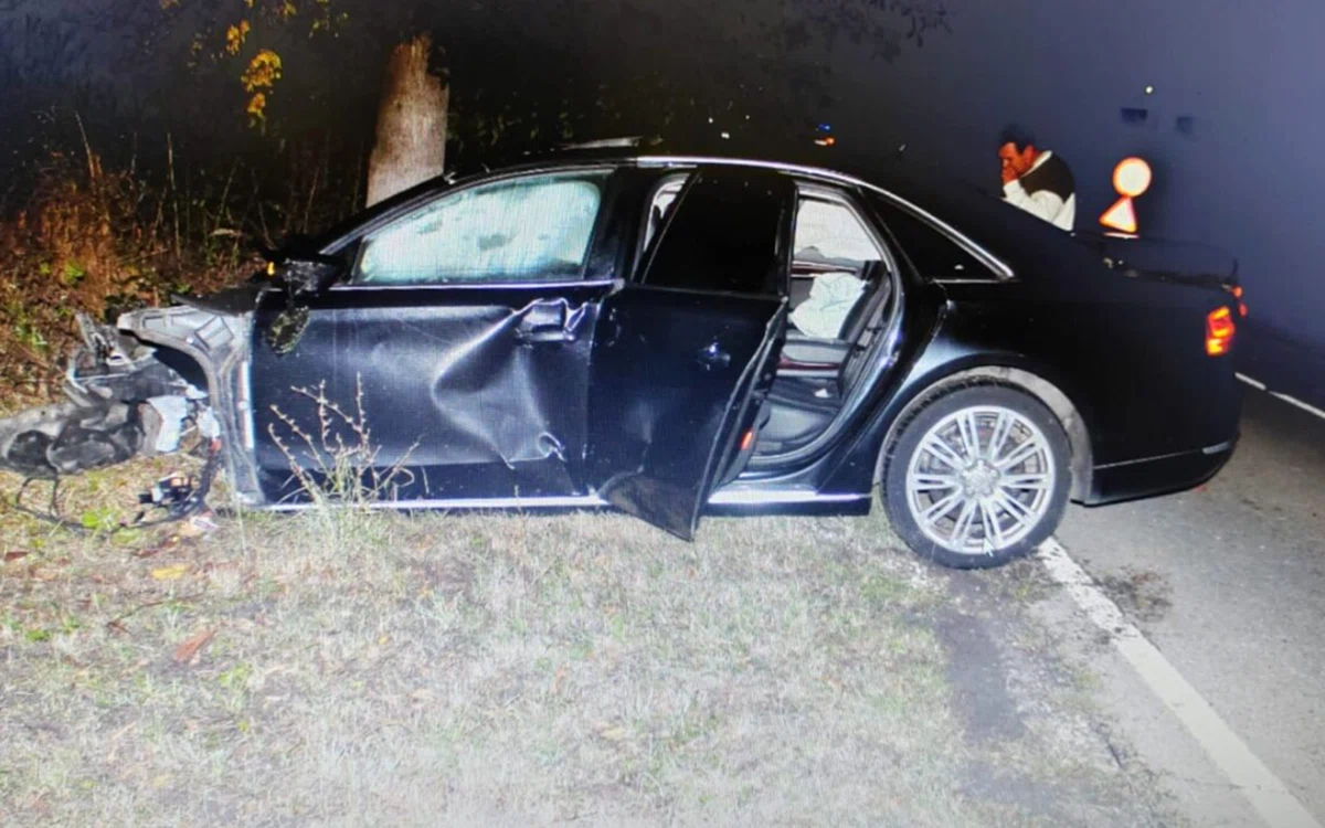 Mașina implicată în accidentul din Novaci. Foto: Gazeta de Sud