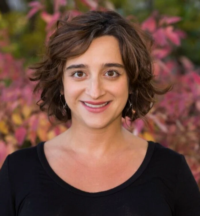 Cora Constantinescu este un apreciat medic specialist în boli infecţioase în Canada, fiind şi profesor la Universitatea din Calgary FOTO: arhiva personală