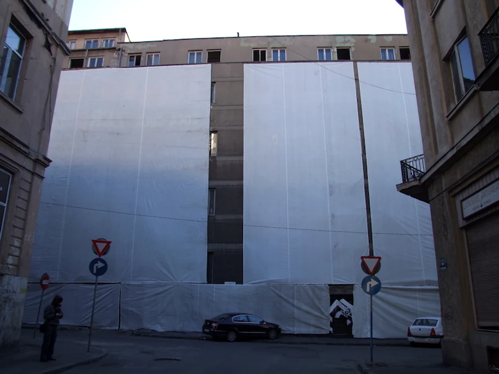 2  DESCHIDERE DEcadere 2008 Noiembrie Palatul Adevarul daca e nevoie ca fac trimitere in sapou (2) JPG jpeg