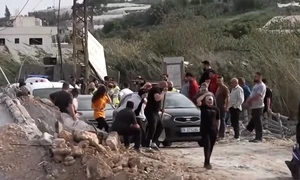 Civili libanezi , la intoarcearea în Liban  captura video Reuters png