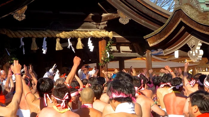 Festivalul Hadaka Matsuri din Japonia